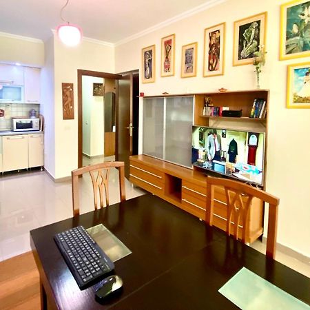 Blloku Apartment Tirana Eksteriør billede
