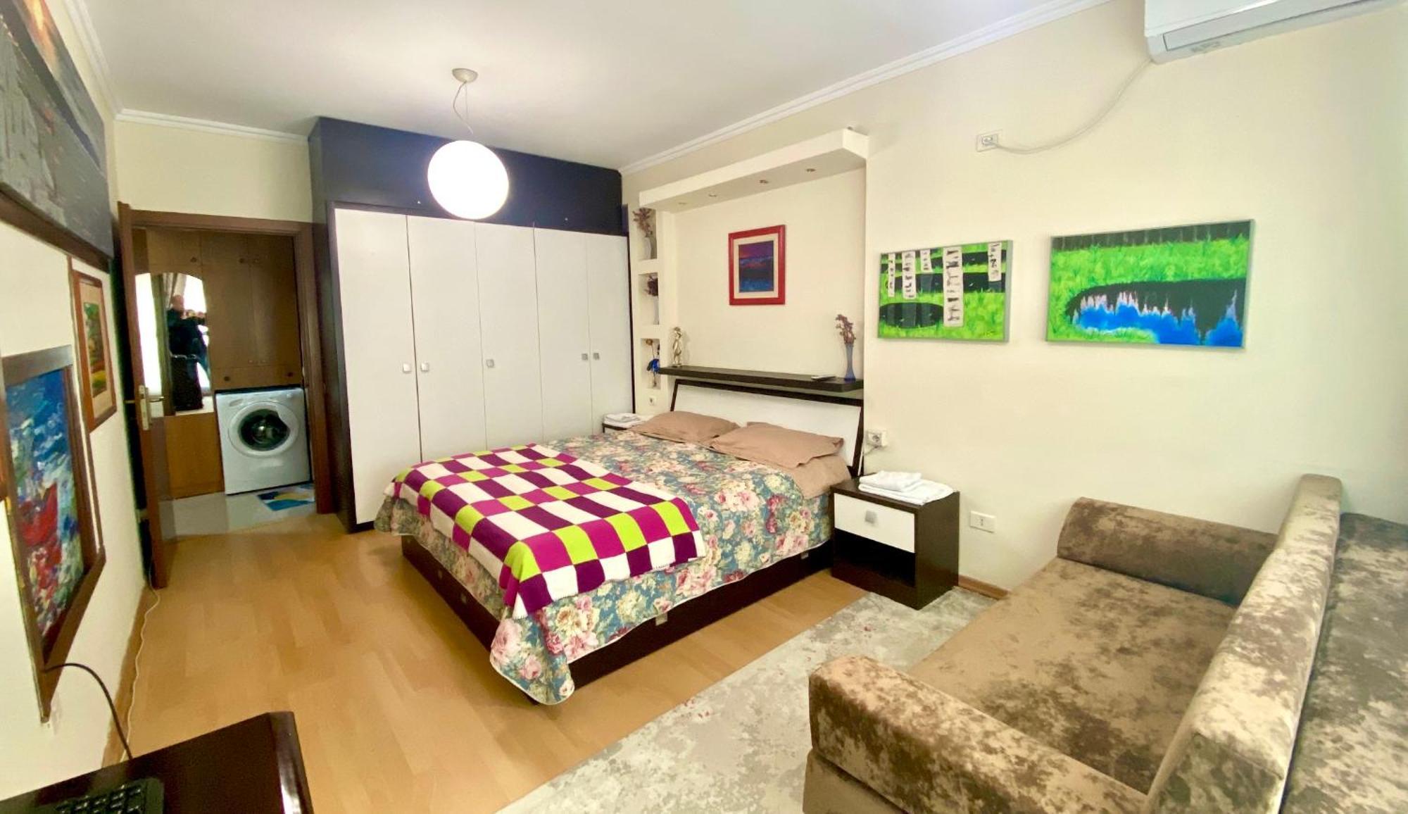 Blloku Apartment Tirana Eksteriør billede